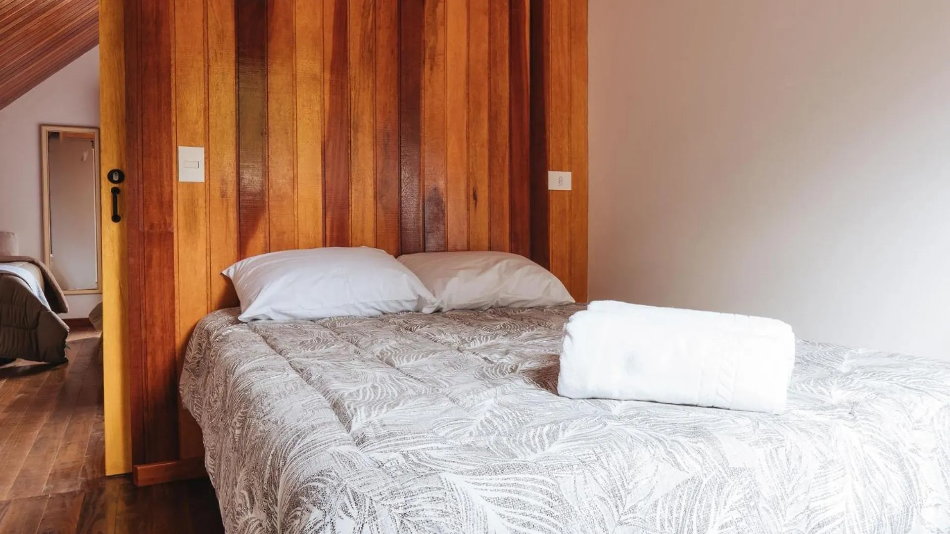 Holiday home Chale Florestal - Tranquilidade E Conforto Proximo Ao Horto Florestal Campos do Jordao Brazil